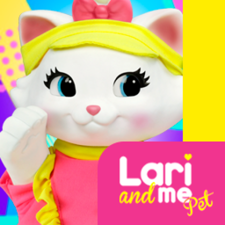 LARI AND ME - MUNDO ROSA - PET
