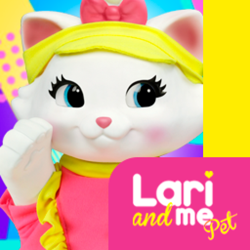 LARI AND ME - MUNDO ROSA - PET